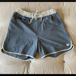 Vuori Banks Short Size: S (waist 30”), Inseam 5”